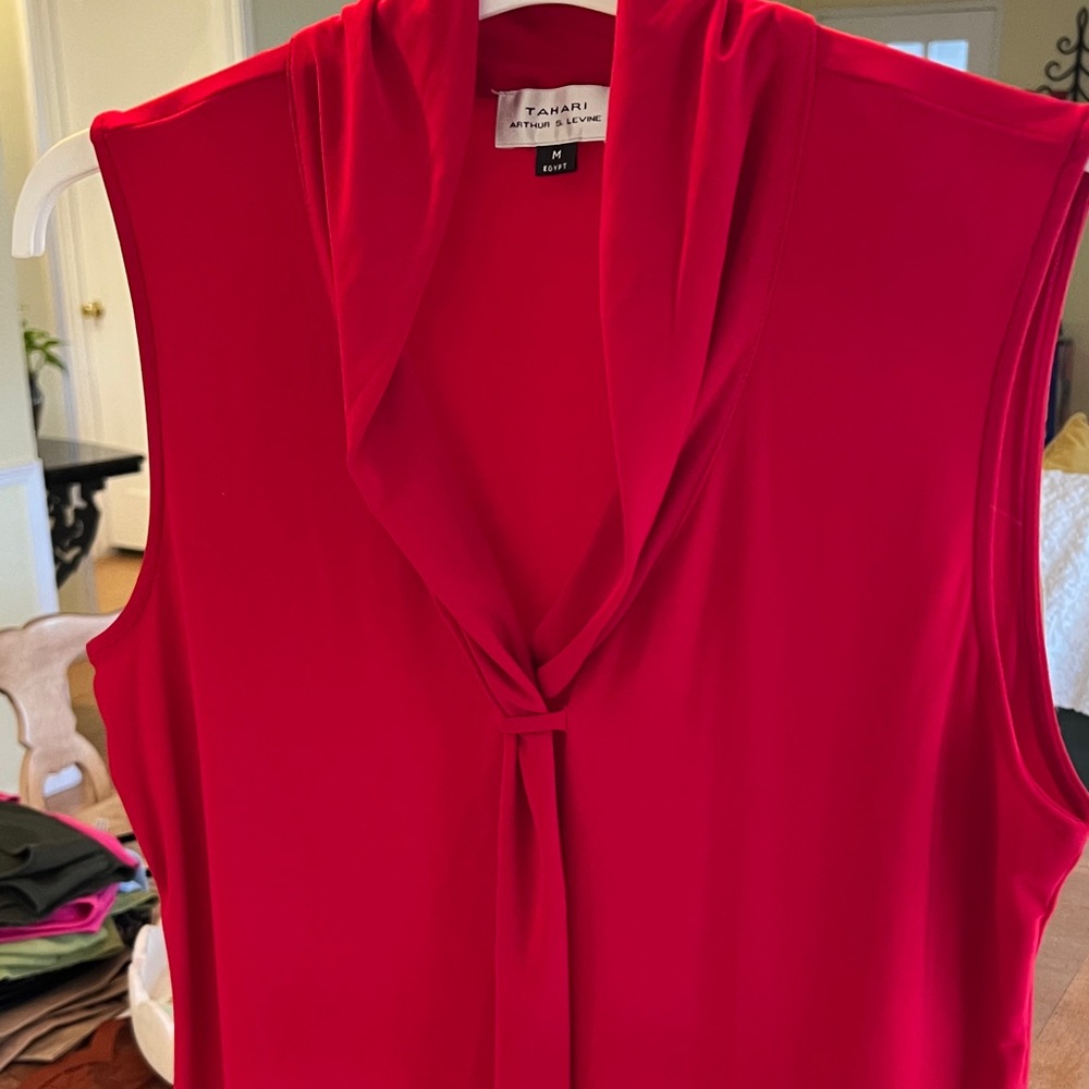 Tahari Woman Red Sleeveless Blouse